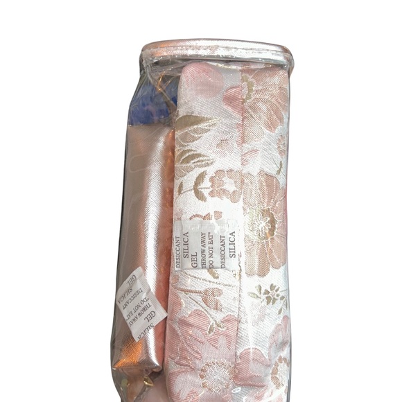 NWT Vince Camuto | 3-Piece Tote & Cosmetic Bag Set | Pink & Gold - Picture 5 of 8